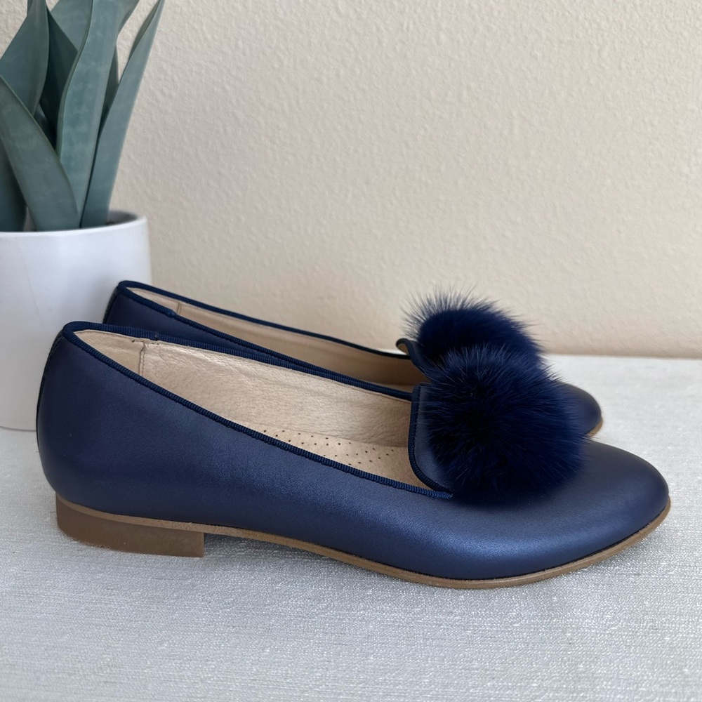 Andanines Pearl Navy Blue Leather Fur Pom Pom Dressy Loafers Women’s EU38 US7*